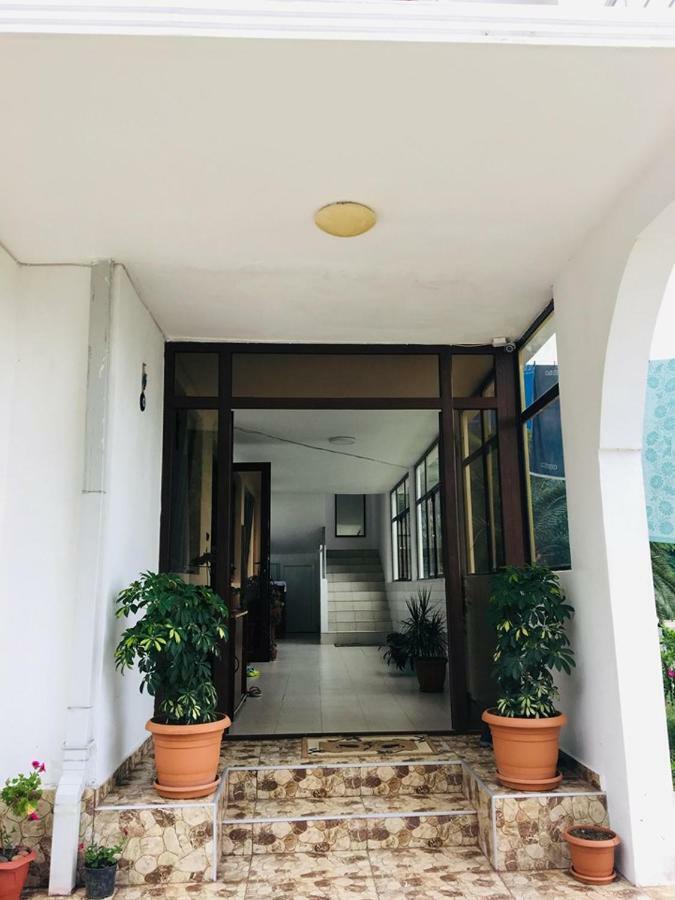 Hotel Rezo'S House Kvariati Exterior foto